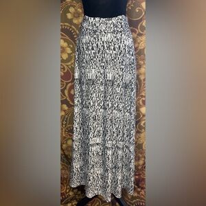 Robert Louis Monochrome Maxi Skirt